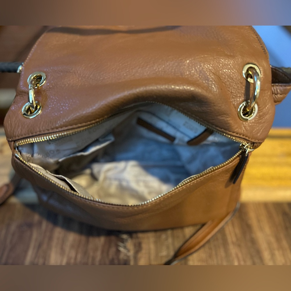 Authentic Michael Kors Handbag - image 6